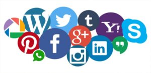 نشأة مواقع التواصل الاجتماعي